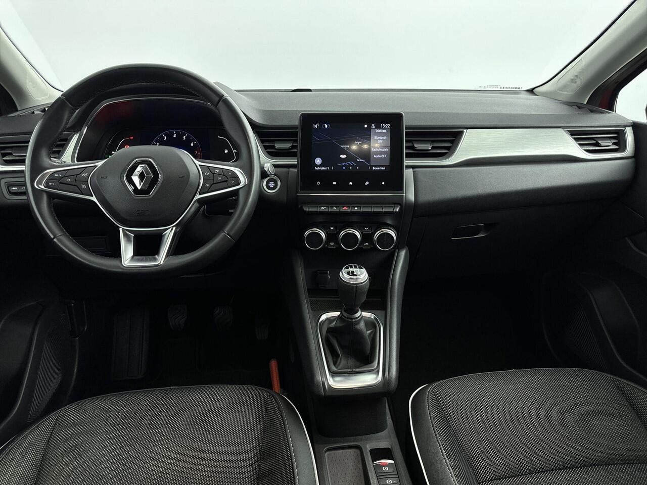 Renault CAPTUR 1.0 TCe Intens 100PK | Navigatie | Achteruitrijcamera | Climate Control | Parkeersensoren Voor & Achter | Apple CarPlay & Android Auto