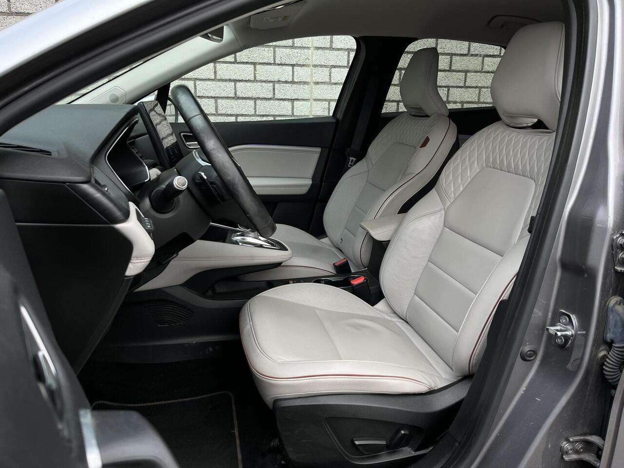 Renault CAPTUR 1.3 TCe EDC 130 Initiale Paris | Lederen bekleding | All-Season banden | Adaptive Cruise Control | 360° Camera