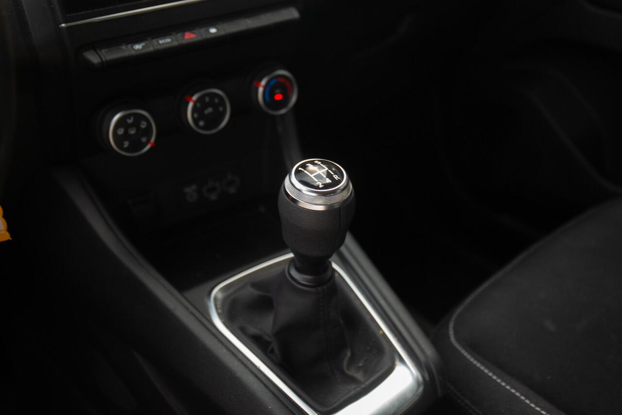 Renault CAPTUR 1.0 TCe 100 Zen , Trekhaak, Cruise control, Carplay,