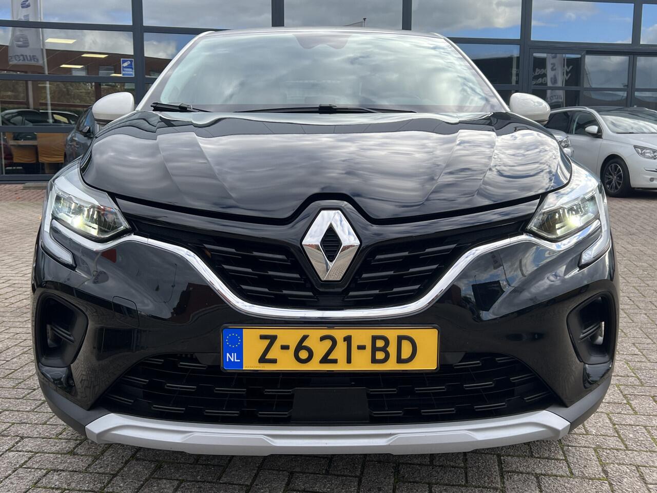 Renault CAPTUR 1.0 TCe 90 Equilibre Navigatie Stoelverwarming Parkeersensoren Apple Carplay Android Auto Cruise Control Airco Dab