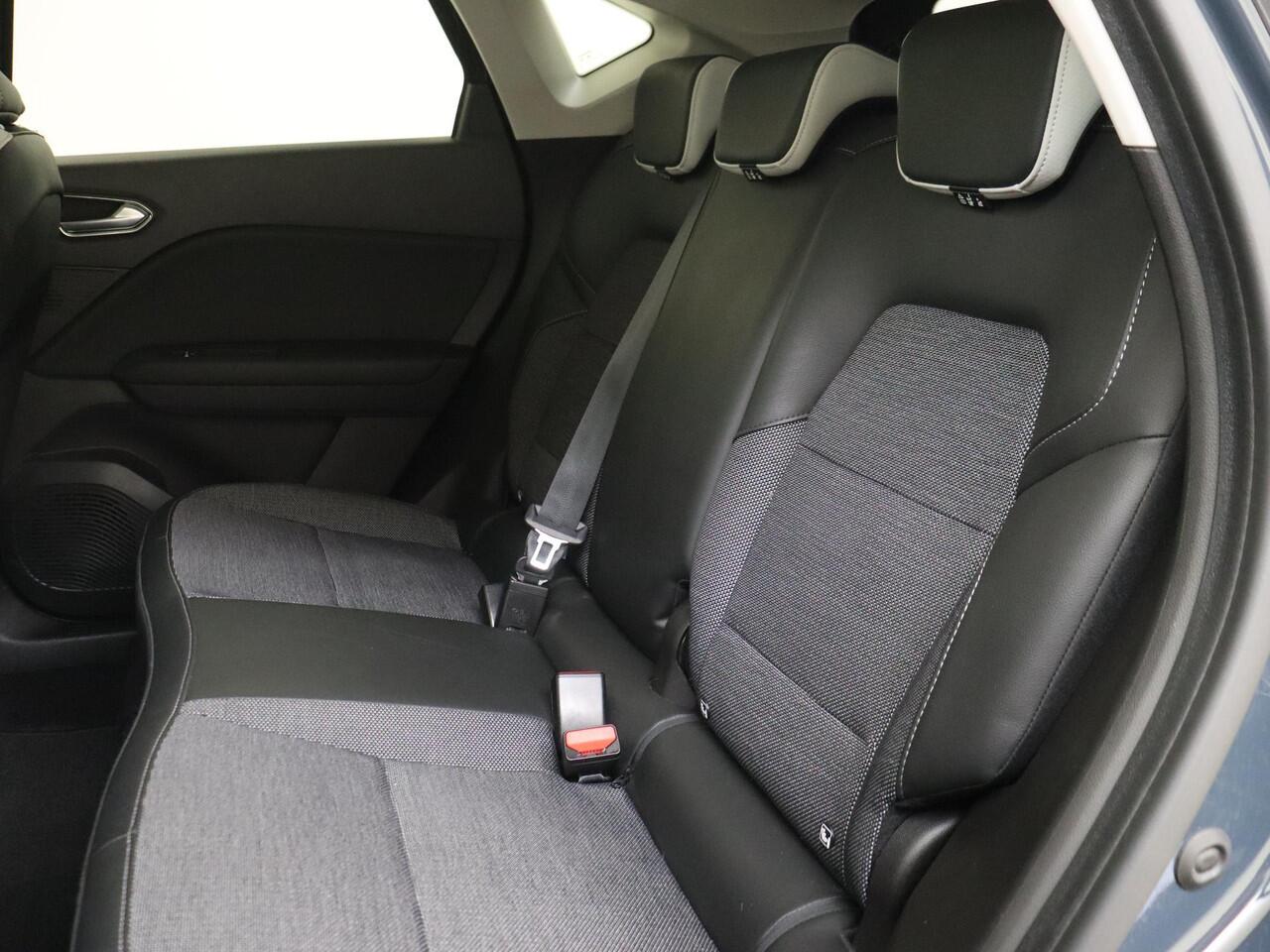 Renault CAPTUR 1.0 TCe 100 Intens | metallic lak | LM velgen | clima | navigatie