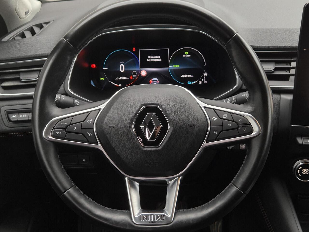 Renault CAPTUR 1.6 E-Tech Plug-in Hybrid 160 Initiale Paris / Automaat / Apple Carplay Android Auto / Stoelverwarming / Bose Audio Systeem / Achteruitrijcamera / Keyless Entry/Start / Cruise control / Climate control / Navigatie /