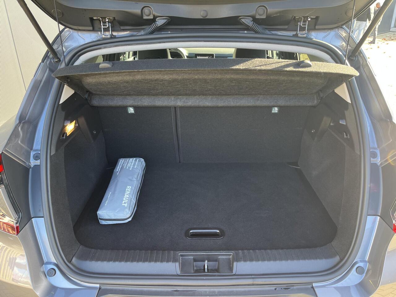 Renault CAPTUR TCe 90 Intens | APPLECARPLAY EN ANDROID AUTO | NAVI | SENSOREN V+A | CAMERA | 18 INCH VELGEN | LED LAMPEN | DEALER ONDERHOUDEN | CLIMATE EN CRUISE CONTROL |