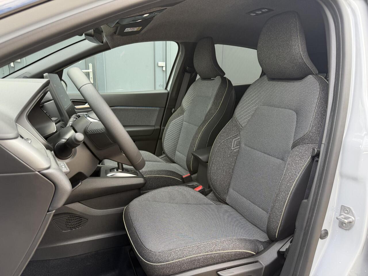 Renault CAPTUR 1.8 E-Tech full hybrid 160 techno / Two Tone Gris Rafale / Achteruitrijcamera / Apple Carplay / Adaptieve Cruise Control / Donkere Hemelbekleding / Multifunctioneel Stuurwiel