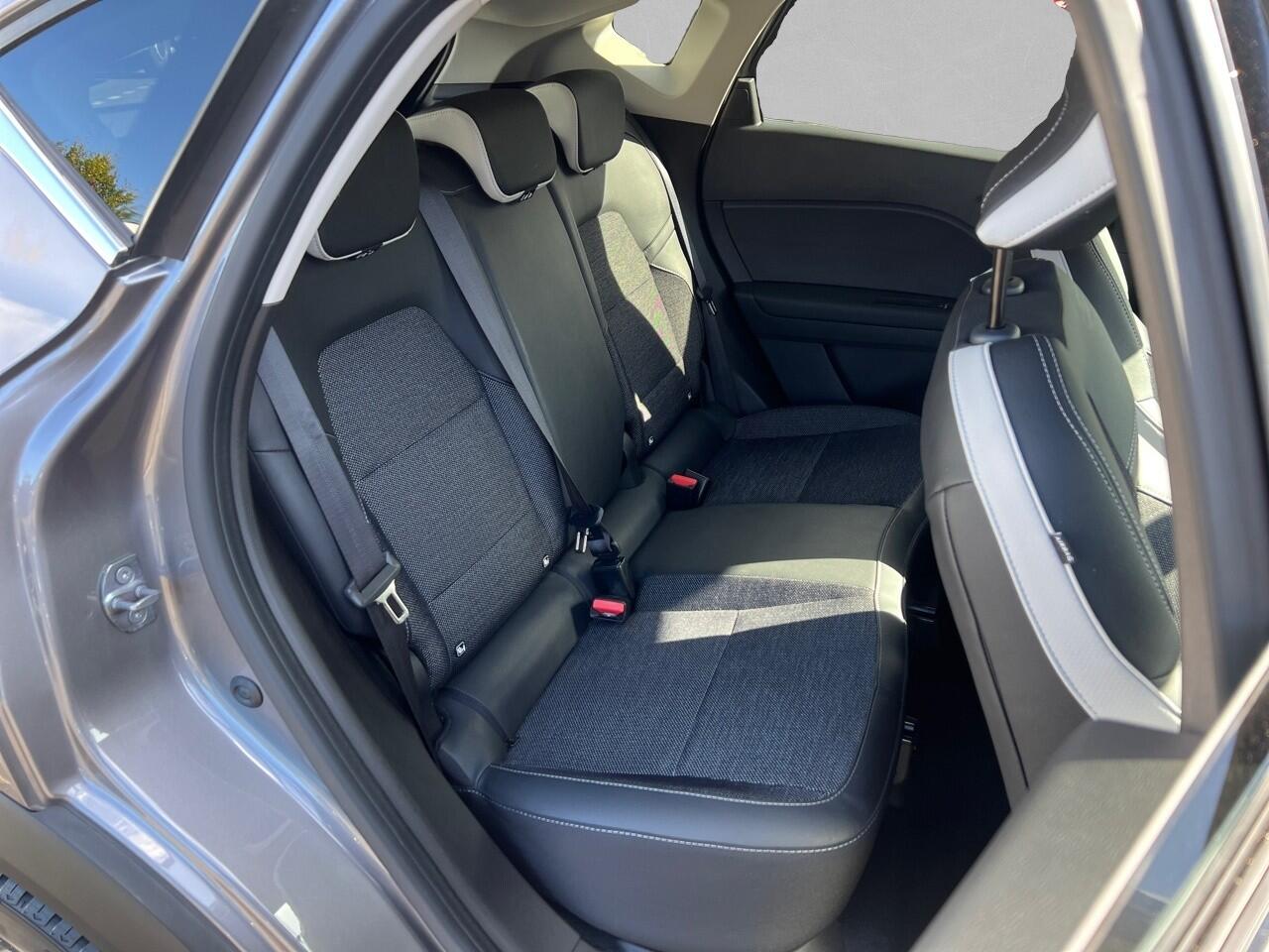 Renault CAPTUR 1.3 TCe 140 techno EDC AUTOMAAT / NAVI / CAMERA