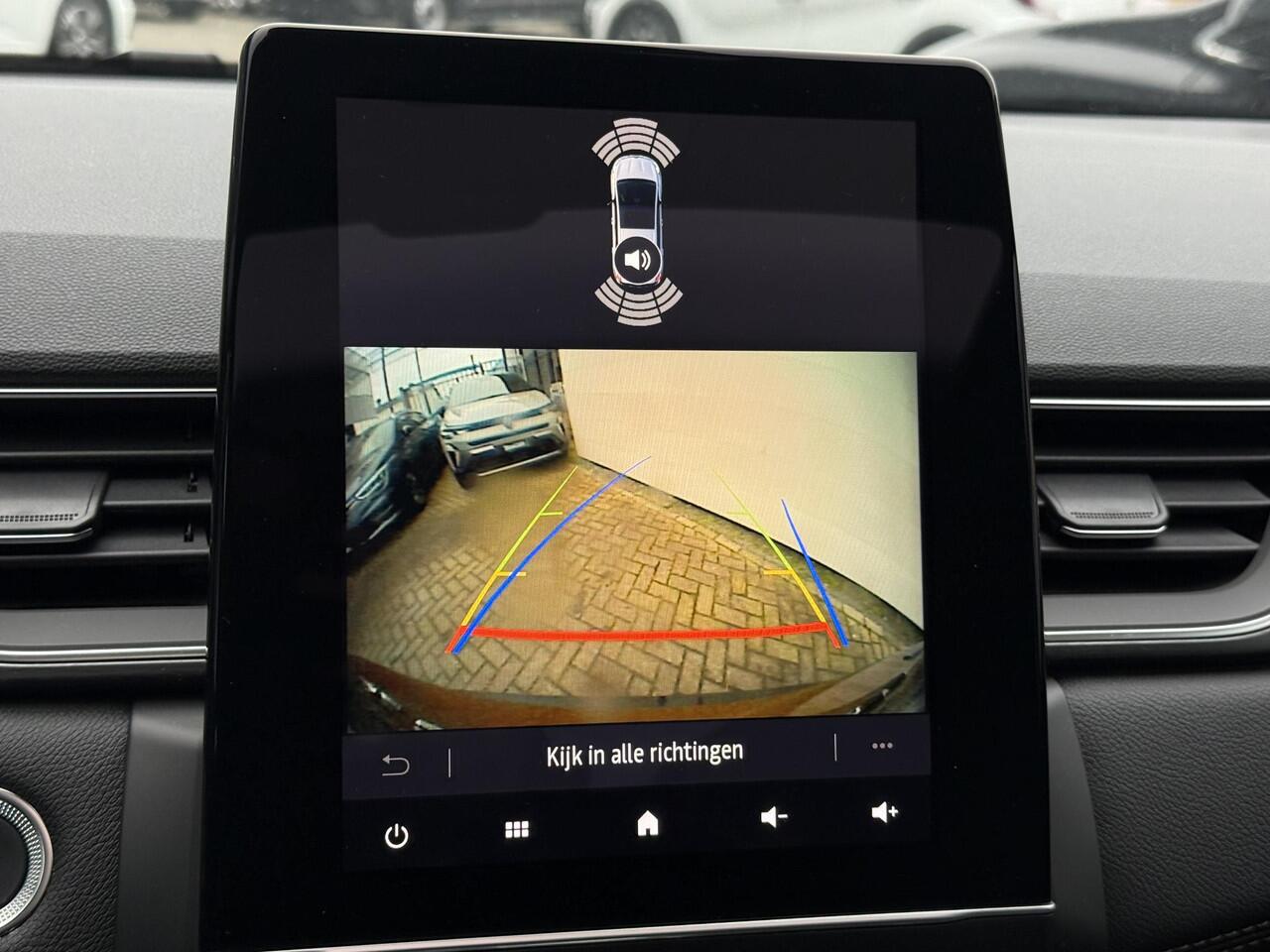 Renault CAPTUR 1.6 E-Tech Plug-in Hybrid 160 Initiale Paris | Panoramdak | Navigatie | Leder | Camera | (Hoge instap)