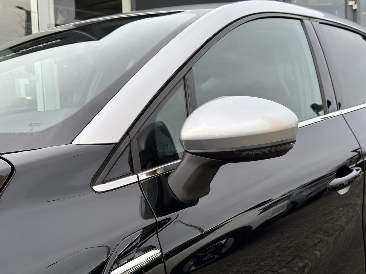 Renault CAPTUR TCe 90 Intens l TWO-TONE l DAB l Achteruitrijcamera l Volledige onderhoudshistorie