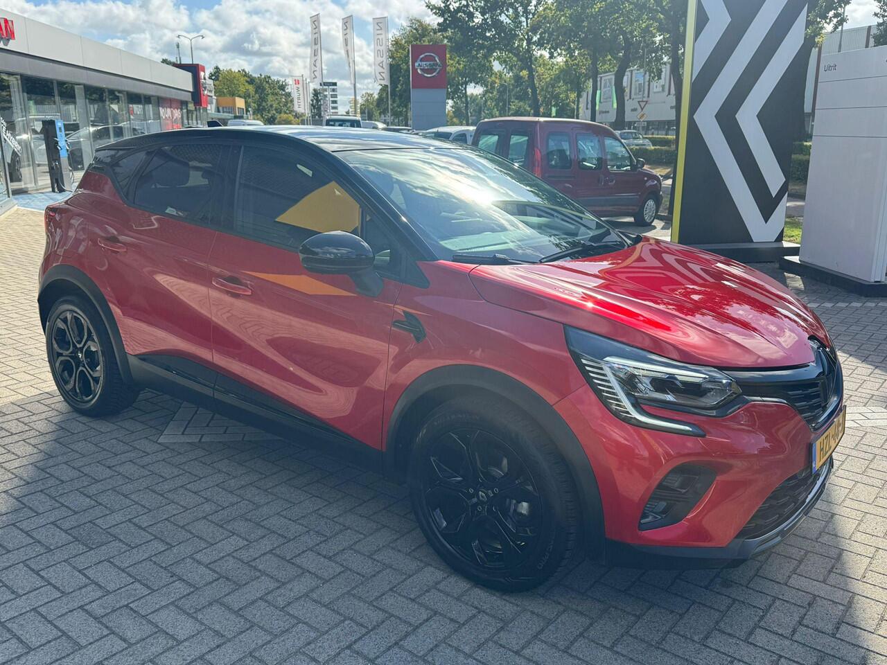 Renault CAPTUR E-Tech plug-in hybrid 160 SL Rive Gauche | Automaat | Trekhaak | Parkeersensoren voor en achter | Achteruitrijcamera |