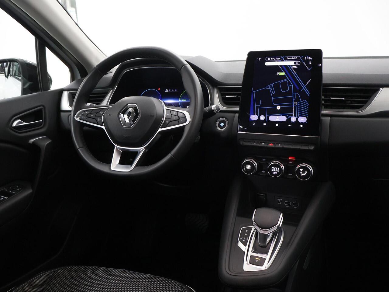 Renault CAPTUR 1.6 E-Tech Plug-in Hybrid 160 Intens | Trekhaak | Navigatie | Parkeercamera | Climate Control | Keyless Entry/Go | Apple Carplay/Android Auto |