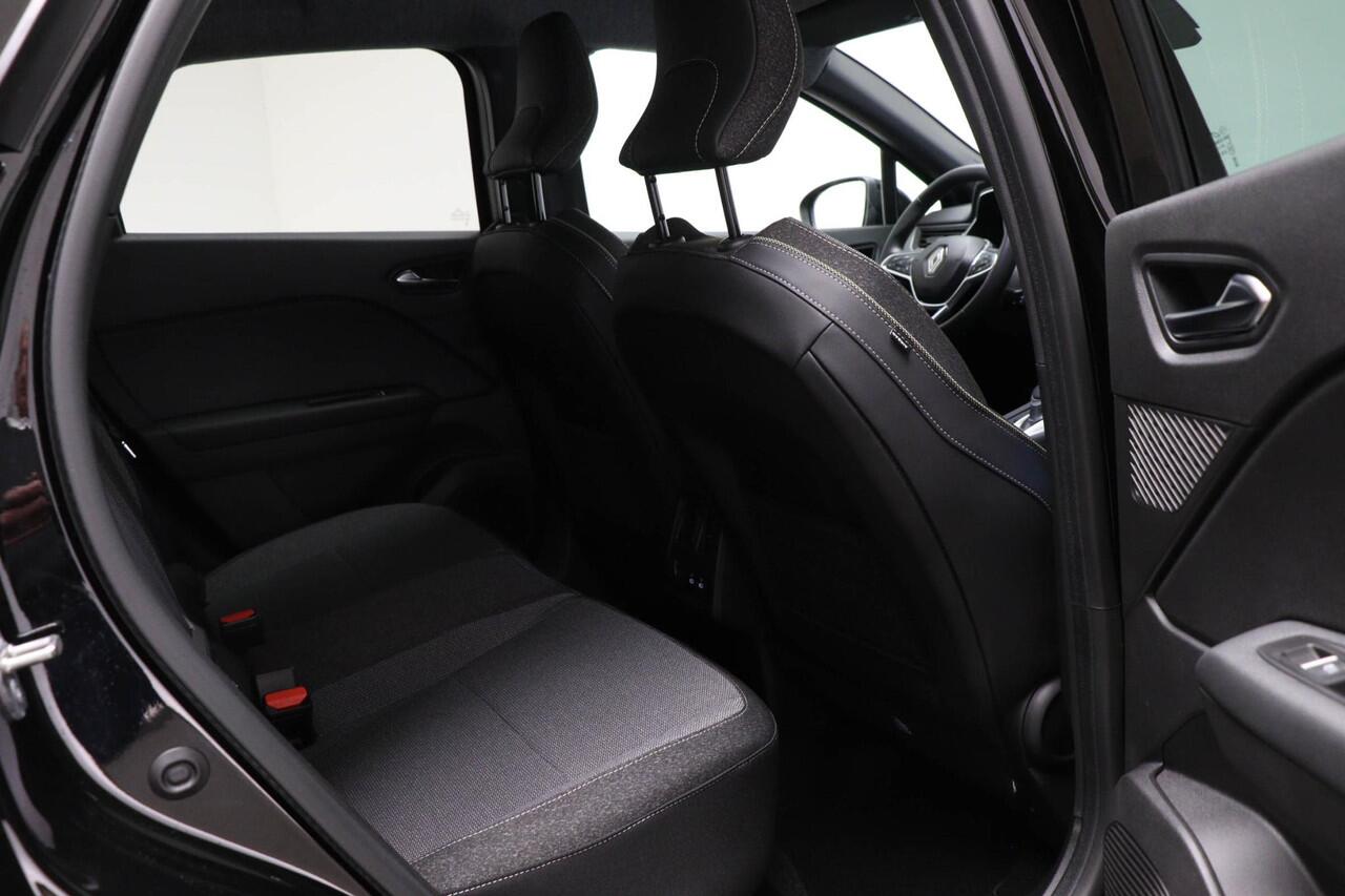 Renault CAPTUR 1.3 mild hybrid 160 techno | Stoelverwarming | Stuurverwarming | Nieuw model |