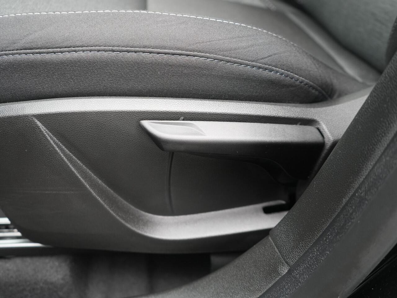 Renault CAPTUR TCe 90 Zen - RIJKLAARPRIJS - 1e eigenaar - Apple Carplay - Android Auto - Cruise Control - Dealeronderhouden