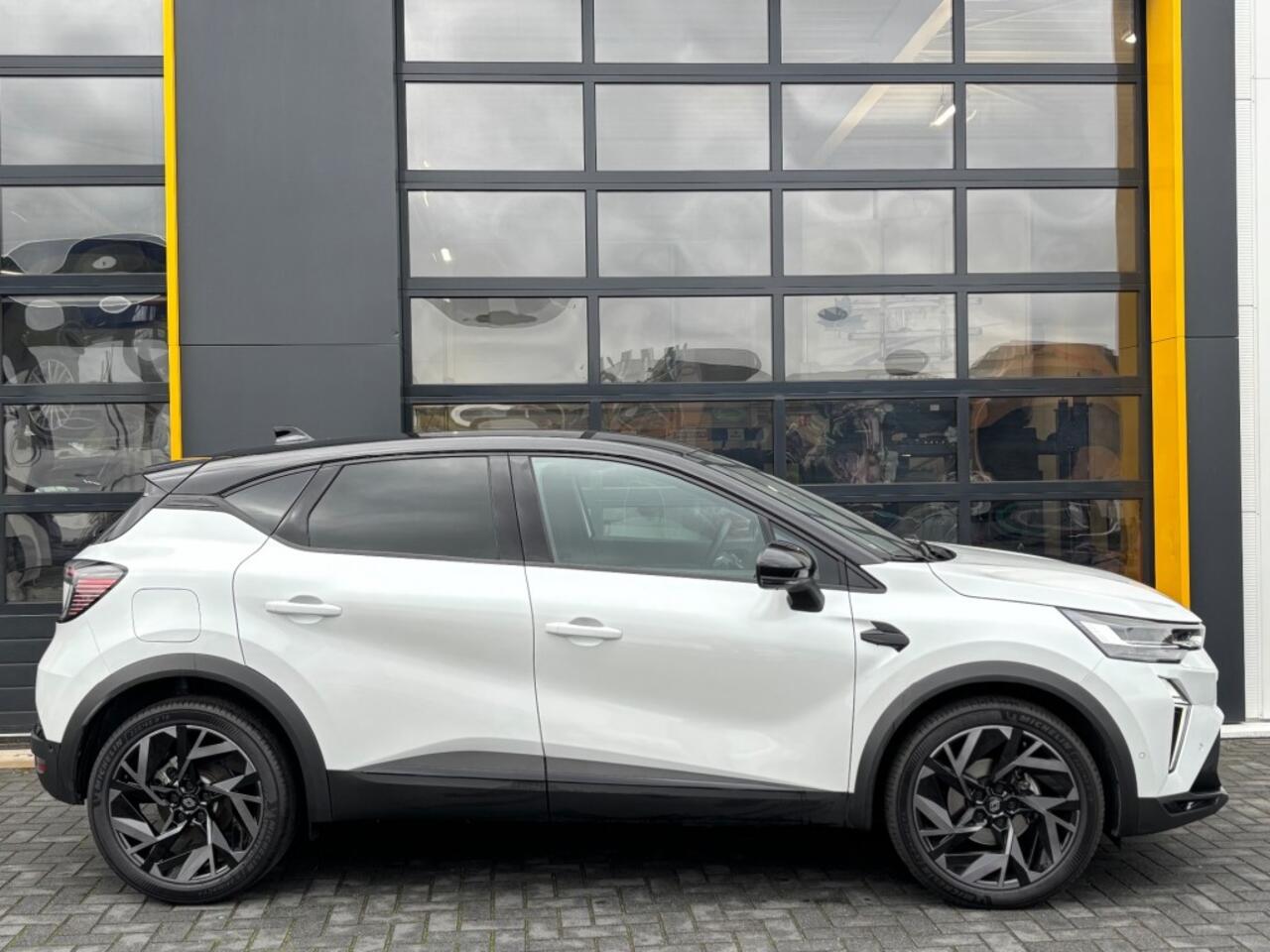 Renault CAPTUR 1.3 Mild Hybrid 160 EDC Automaat Techno Camera