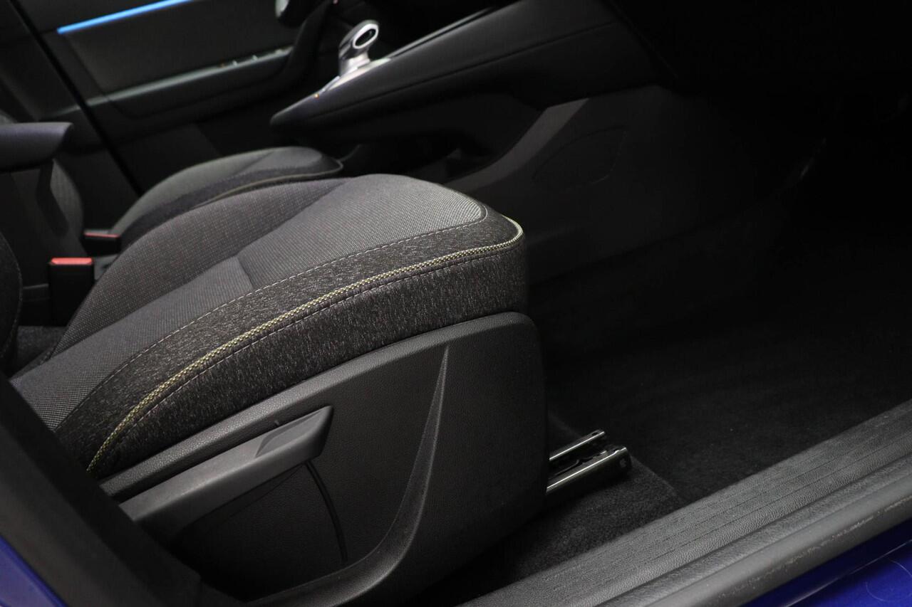 Renault CAPTUR 1.3 mild hybrid 160 techno | WINTER PACK | STUURVERWARMING | CAMERA