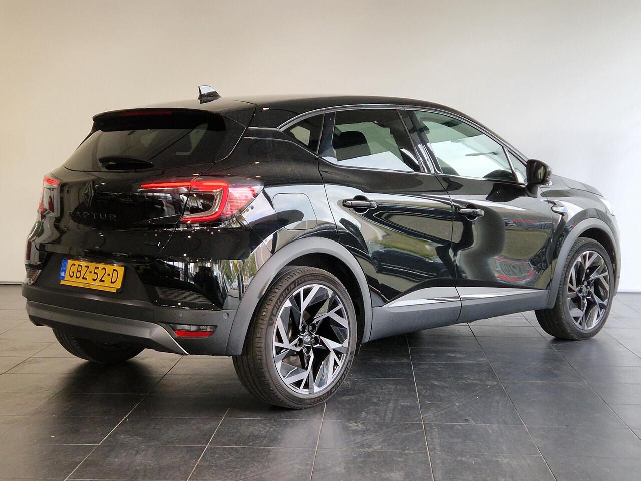 Renault CAPTUR 1.6 E-Tech full hybrid 145 esprit Alpine HARMAN KARDON AUDIO | NAVIGATIE | 360° CAMERA | DODEHOEK DETECTIE | STUURWIEL VERWARMING |