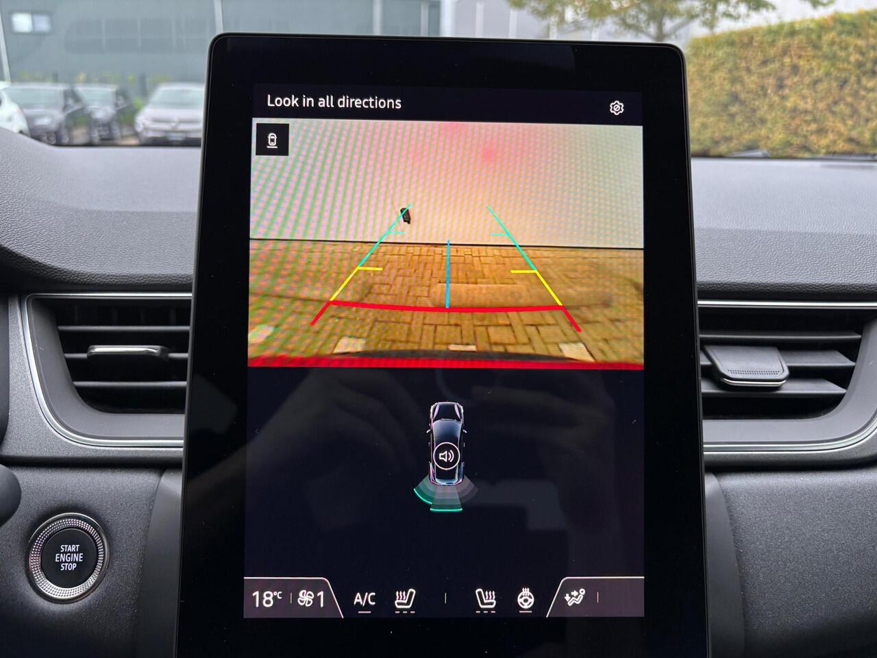 Renault CAPTUR 1.3 mild hybrid 160 techno / 1e Eigenaar / Aanhangwagen geremd 1200kg /