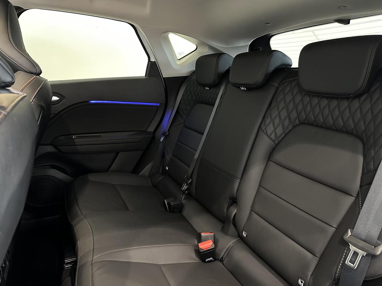 Renault CAPTUR 1.6 E-Tech Full Hybrid 145 Iconic | Leder | 360° camera | Stoel- en stuurverwarming | All season banden | 1e eigenaar + dealer onderhouden!