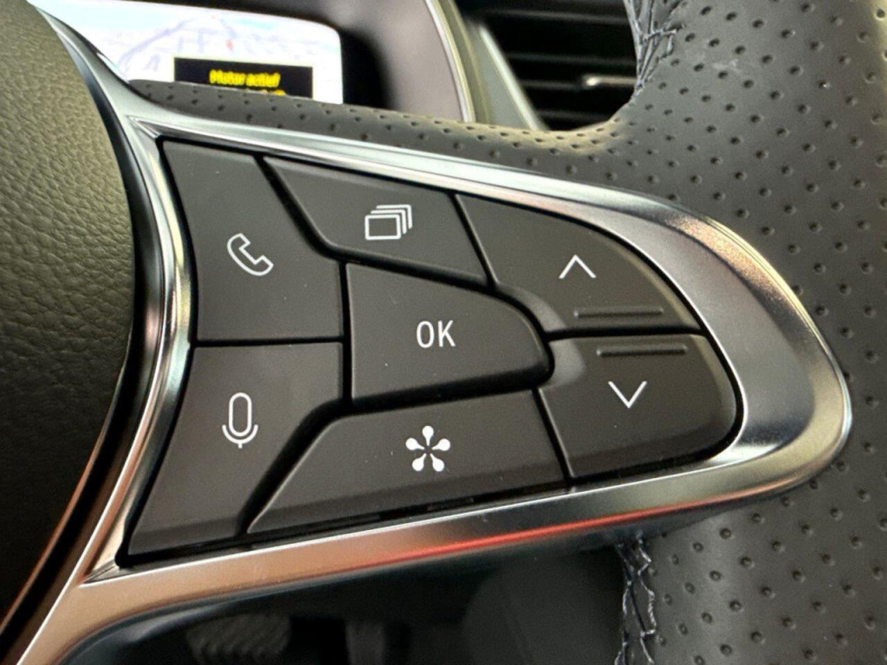 Renault CAPTUR 160PK techno Hybrid mild | CAMERA | NAVI GROOT SCHERM