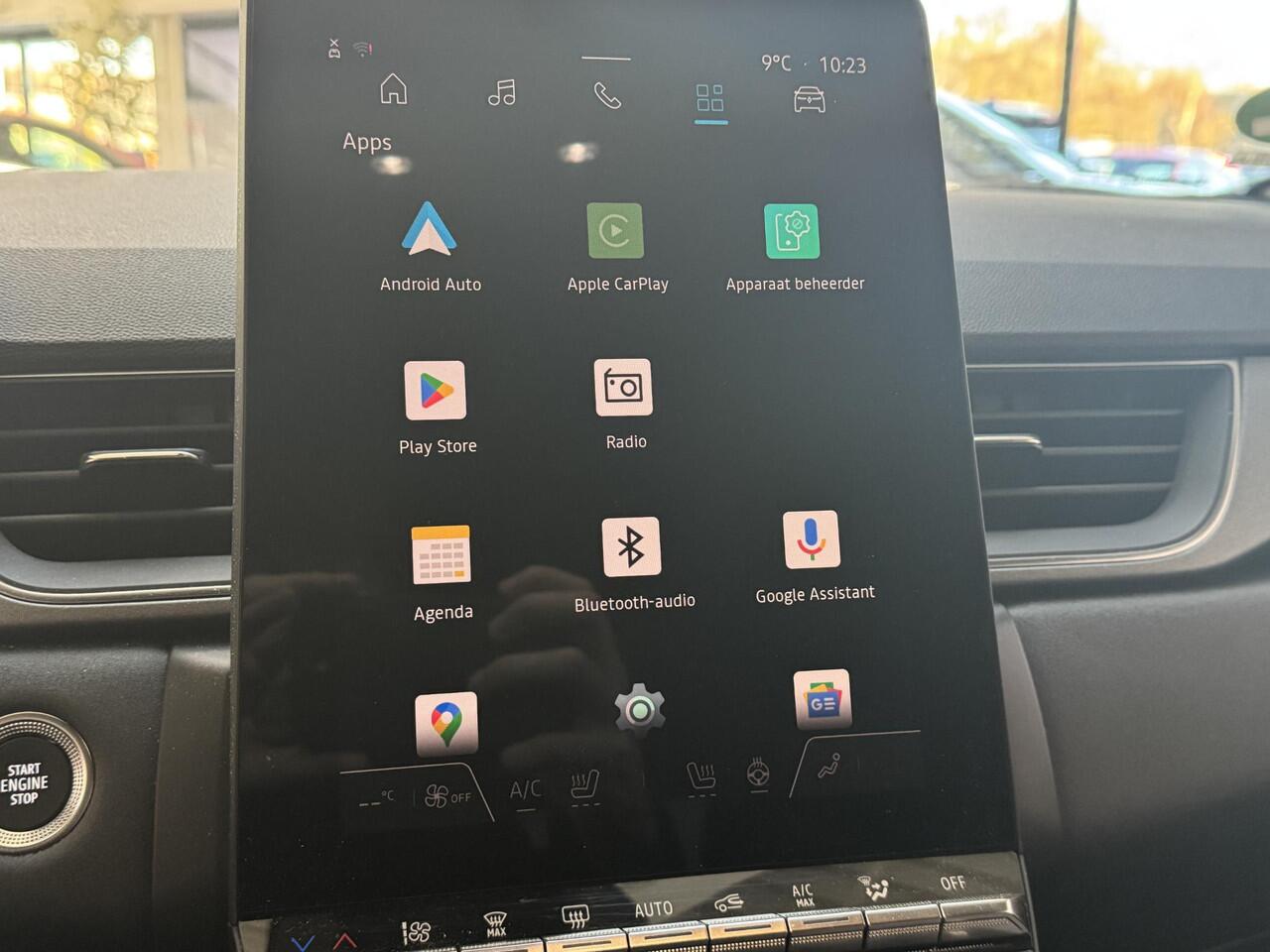 Renault CAPTUR 1.6 E-Tech full hybrid 145 Techno | Navigatie | Stoel + Stuurverwarming | Cruise Control Adaptief | 360 Camera | Trekhaak |