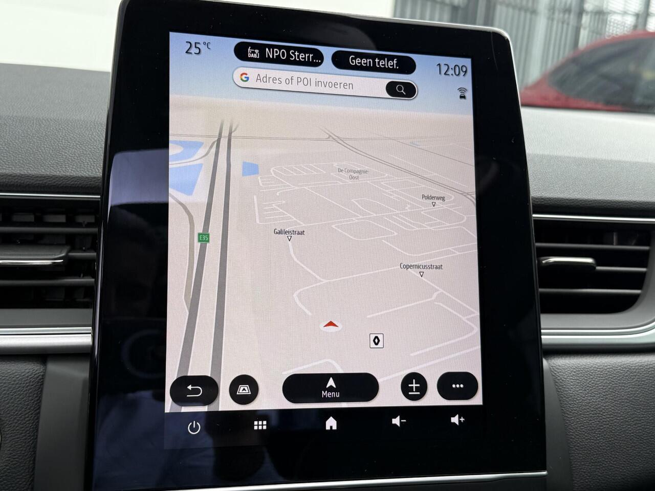 Renault CAPTUR 1.0 TCe 90 techno (Hoge instap) Panoramadak | Bose | Camera | Winter Pack | 18 Inch