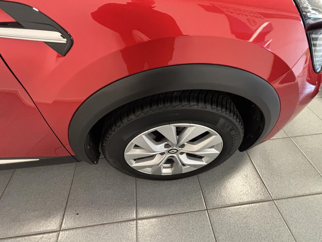 Renault CAPTUR 1.3 TCe 140 Origineel Nederlandse Auto (NAP) - CAMERA - CARPLAY - PDC voor + achter