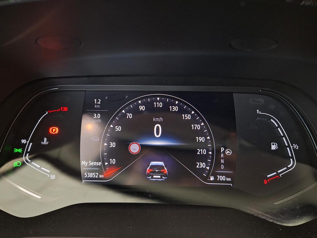 Renault CAPTUR 1.3 Mild Hybrid 160 EDC Techno | Adaptieve Cruise Control | Stoel- en voorruitverwarming | Dodehoek Detectie