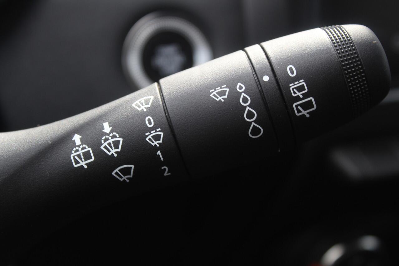 Renault CAPTUR 1.0 TCe 90 Evolution Bi-Tone Virtual cockpit l Key-less l LED l PDC l Camera l AppleCarPlay/AndroidAuto VDL auto