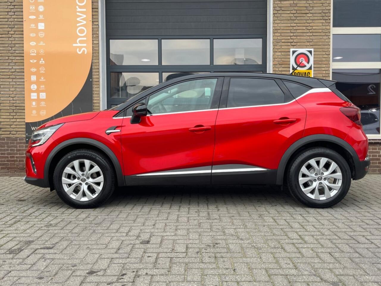 Renault CAPTUR 1.0 TCe INTENS LED/2-TONE/CAMERA/CARPLAY/NL-AUTO/1E EIG.