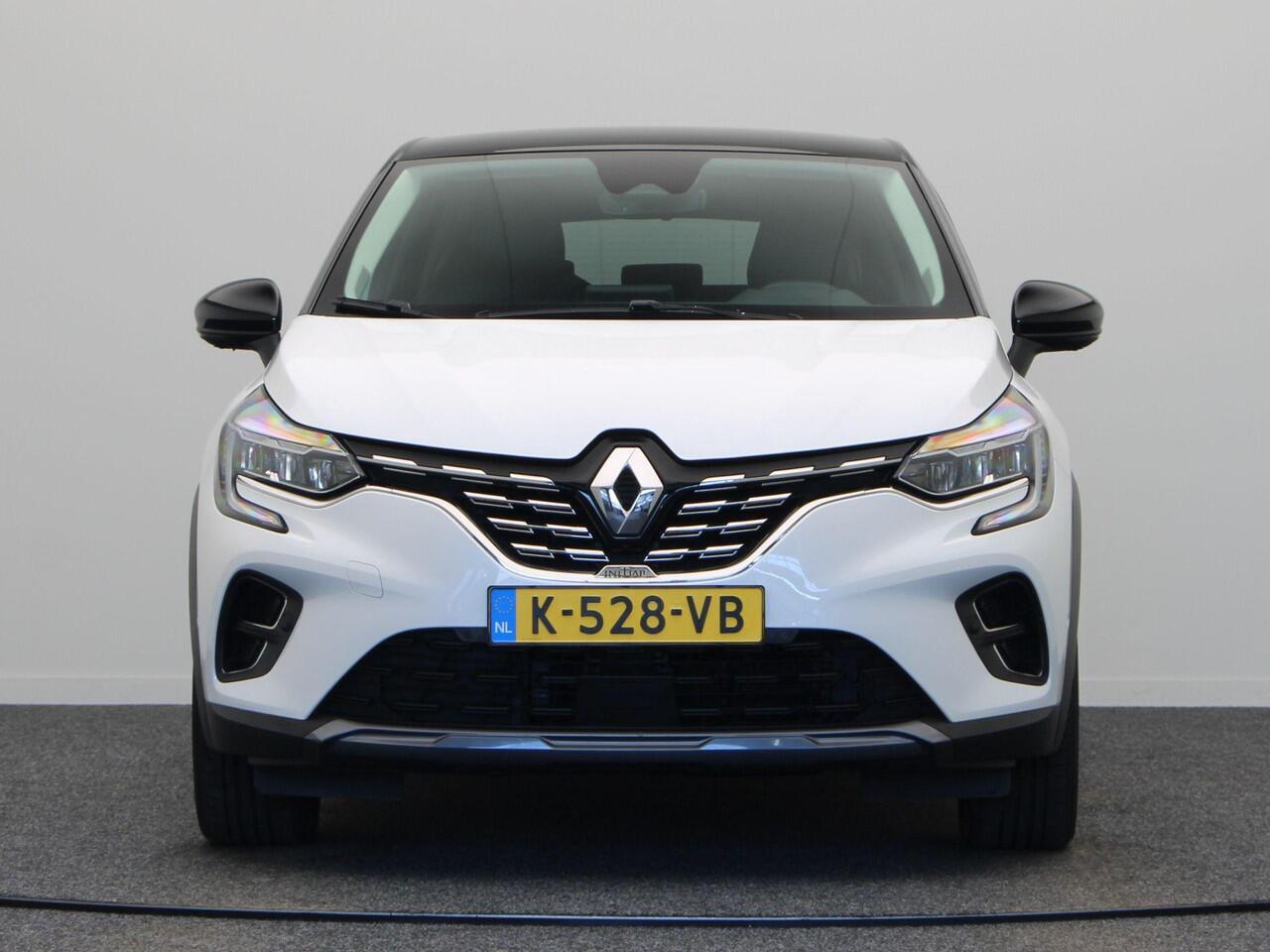 Renault CAPTUR E-Tech Plug-in Hybrid 160pk Initiale Paris | Lederen bekleding| Elektrische stoelverstelling| Stoel en stuurwielverwarming| Bose audio| Navigatie|