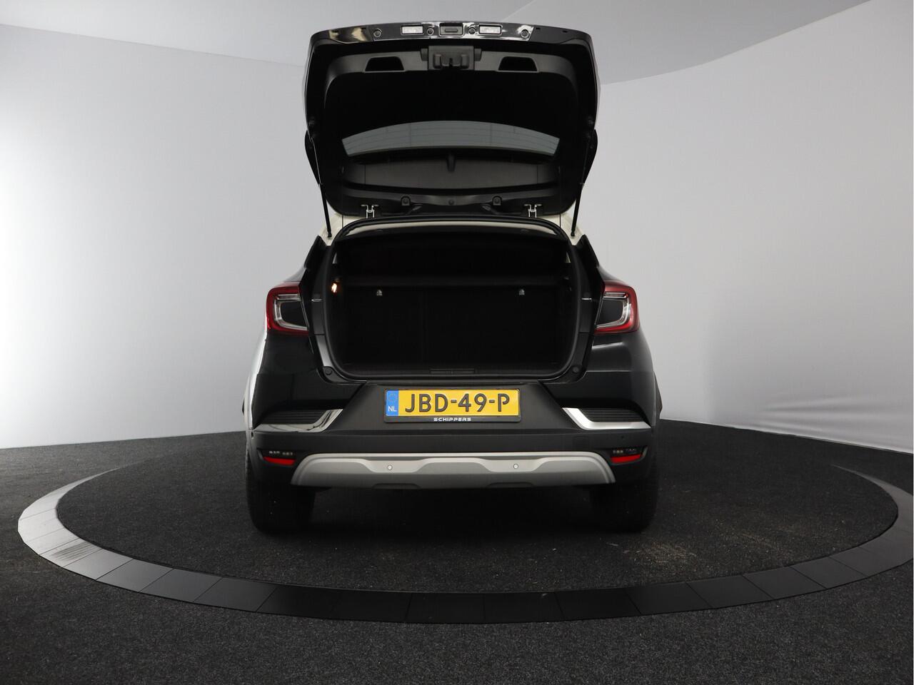 Renault CAPTUR 1.6 E-Tech Hybrid 145 Initiale Paris | Leder | Elektrisch glazen schuif-/kanteldak