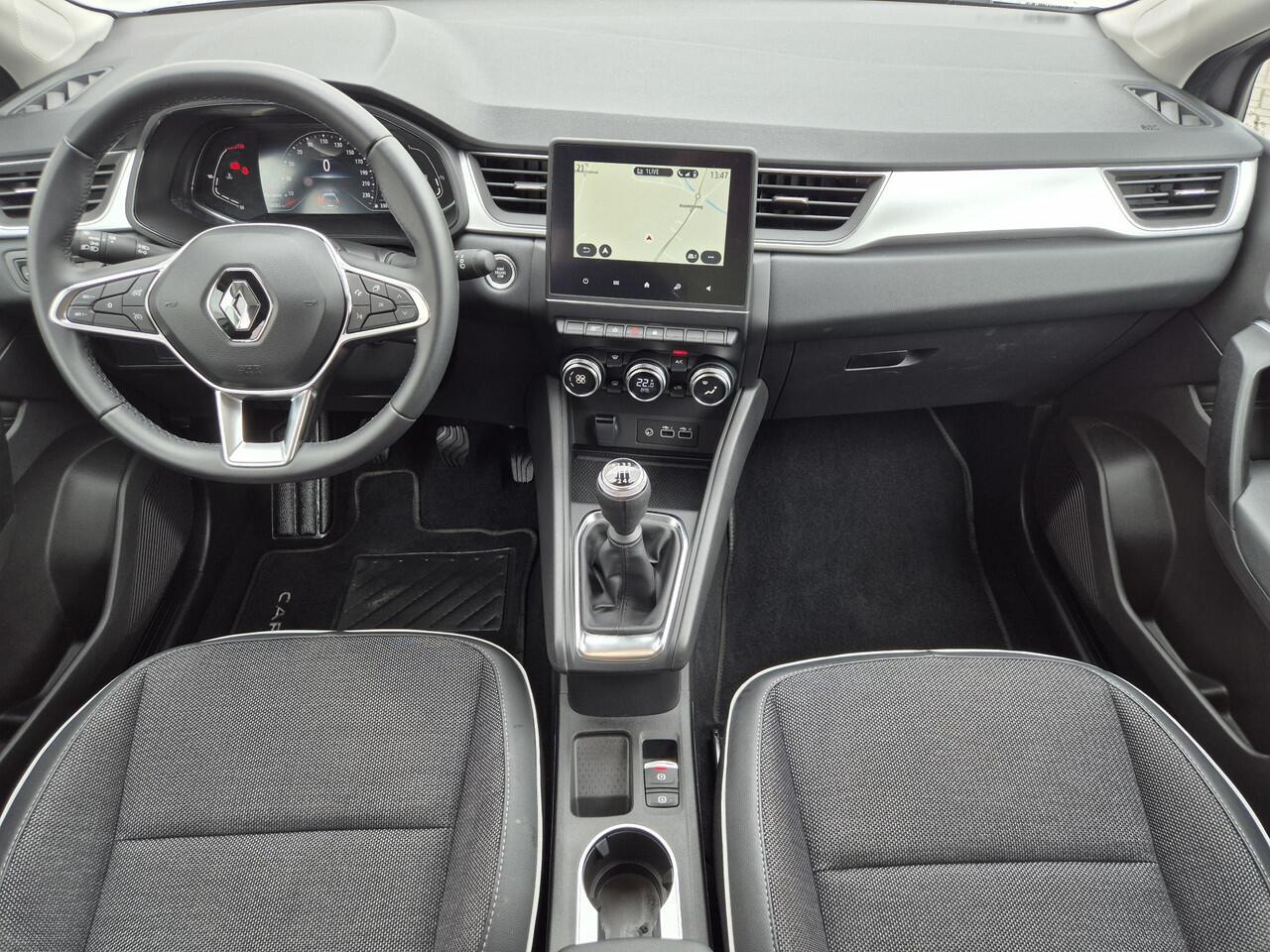 Renault CAPTUR 1.3 mild hybrid 140 techno / Achteruitrijcamera / Apple Carplay & Android Auto / Climate Control / Navigatie / Parkeersensoren / Keyless Entry & Start / Cruise Control /