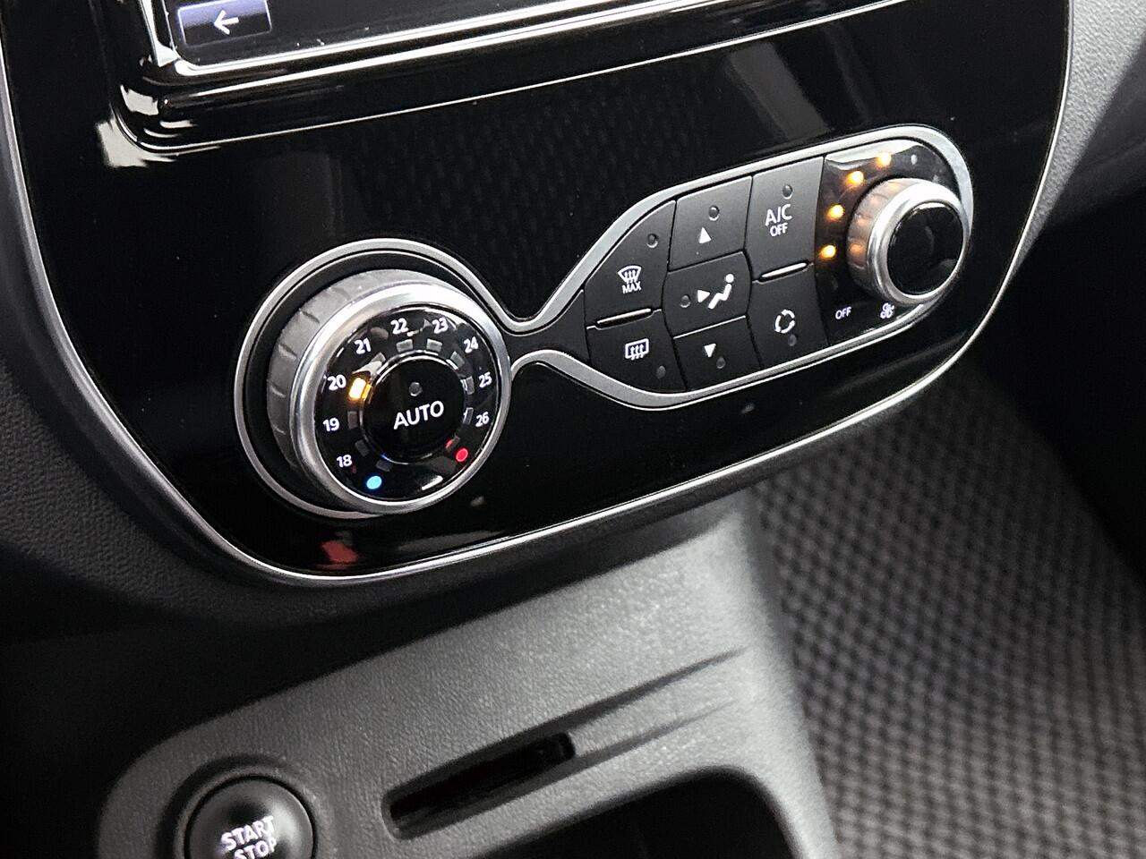 Renault CAPTUR 1.3 TCe Intens / Trekhaak / Bose sound / Camera / Carplay-Android Auto