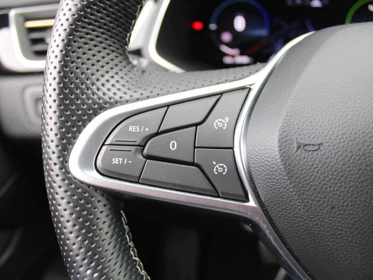 Renault CAPTUR 1.6 E-Tech Full Hybrid 145 E-Tech Engineered | Automaat | Camera | Clima | Carplay | Cruise | LED | Navi | Keyless | 18" LM |