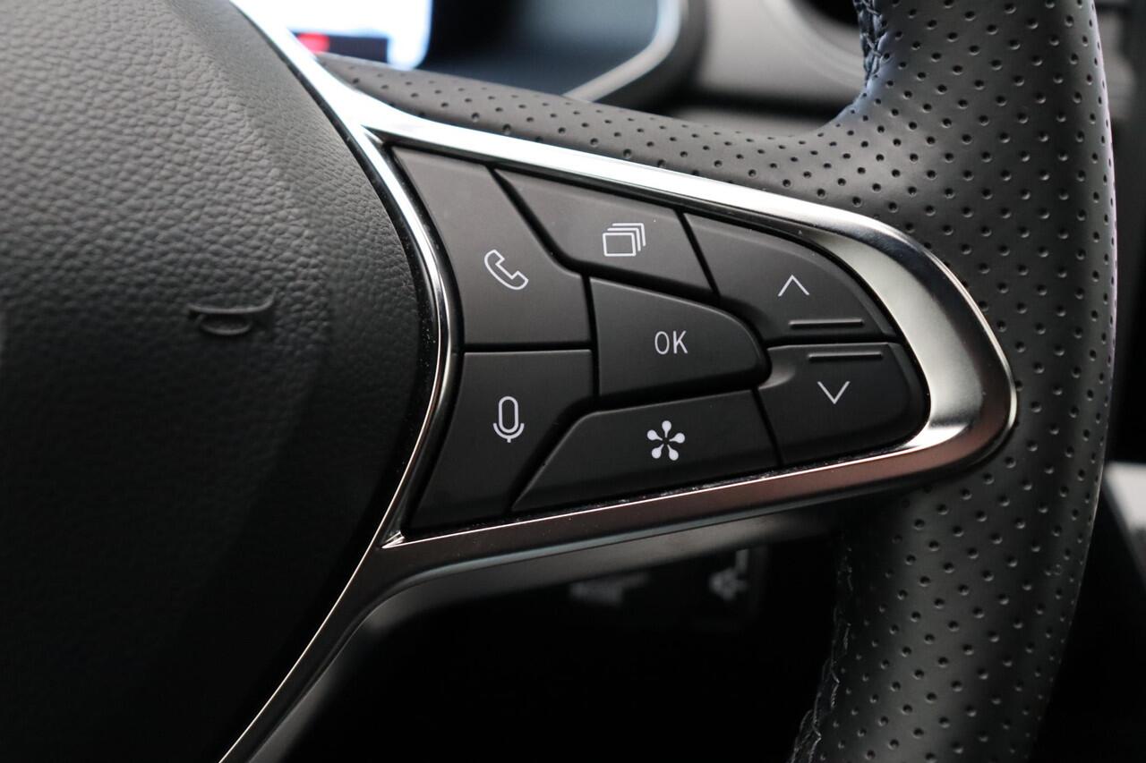 Renault CAPTUR 90pk TCe Techno | Harman Kardon | Stoel en stuur verwarming | Achteruitrijcamera | Digitaal Dashboard |