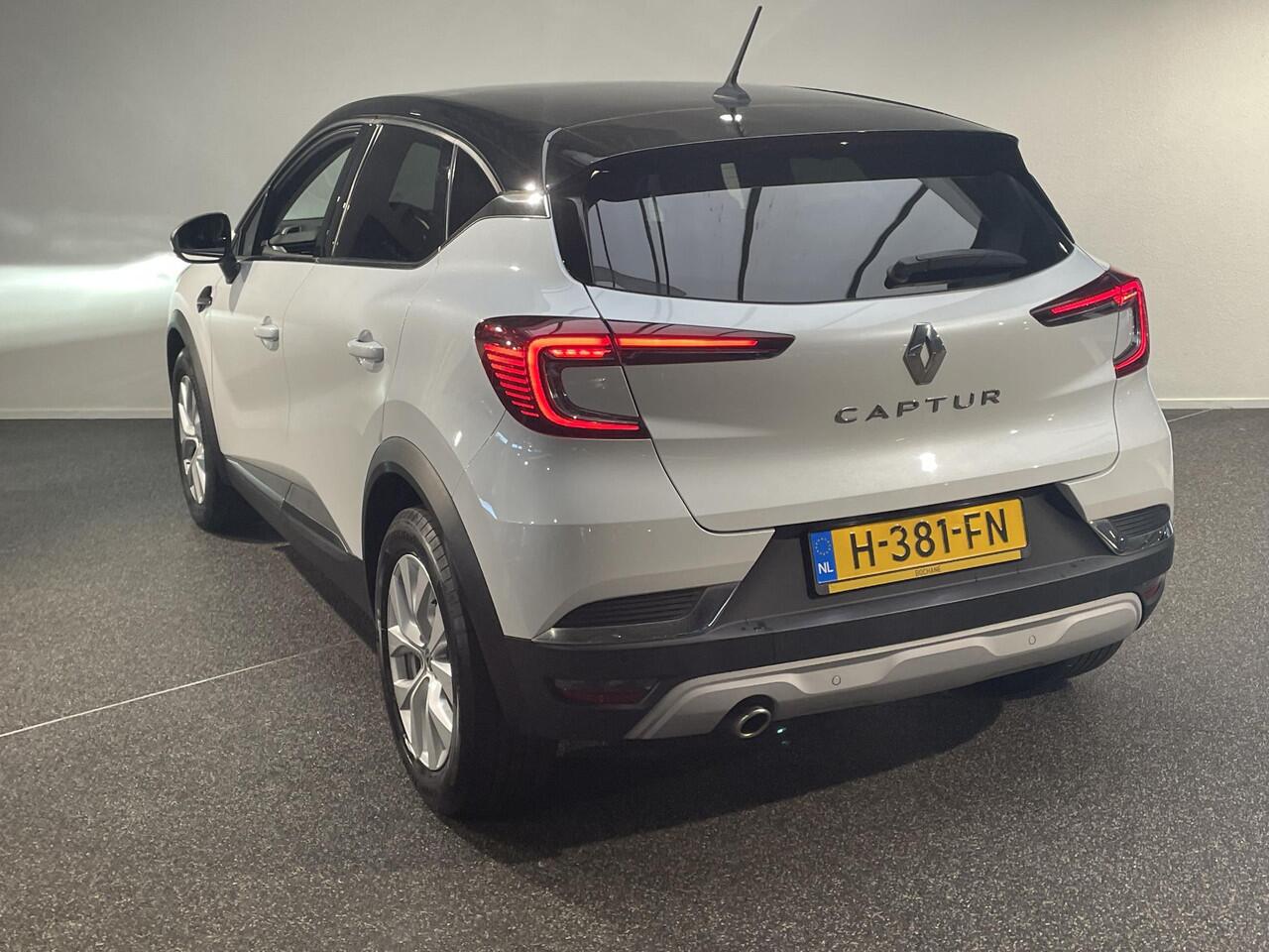 Renault CAPTUR 1.3 TCe 130 Intens | Panoramadak | Navigatie