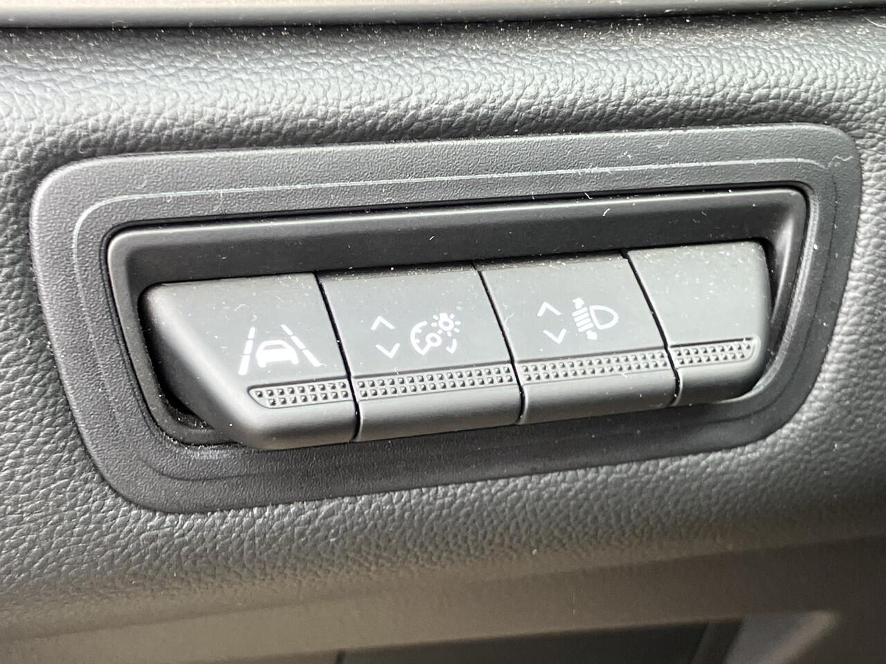 Renault CAPTUR TCe 90 techno * TREKHAAK / CAMERA 360 *