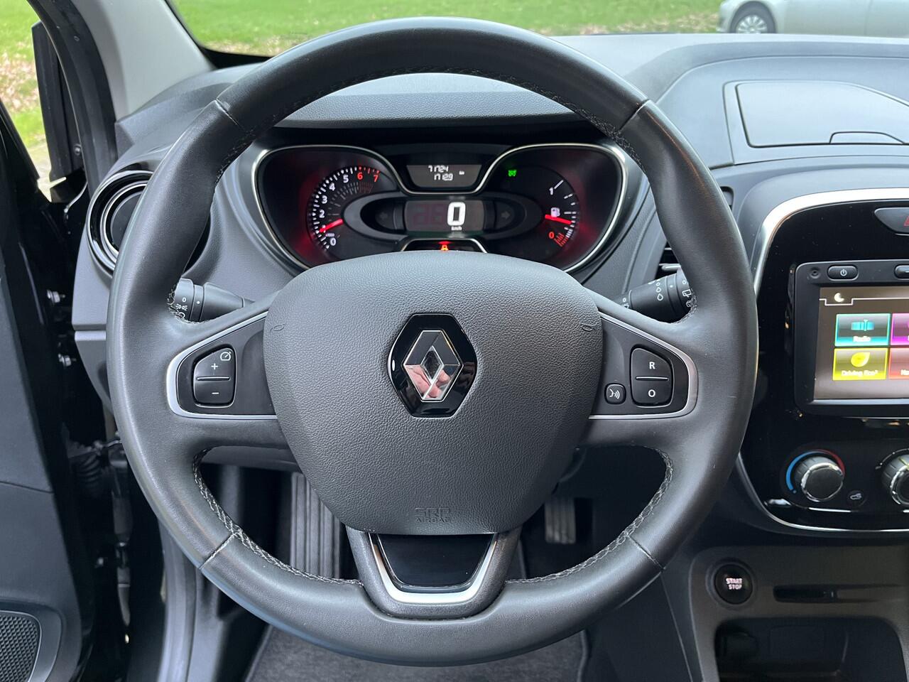 Renault CAPTUR 0.9 TCe Limited | CRUISE CONTROL | CARPLAY | PDC ACHTER | NAVIGATIE