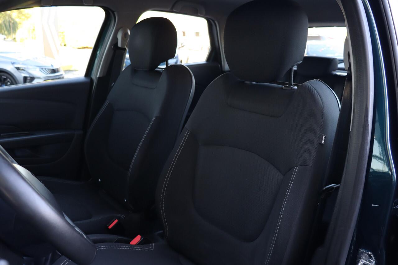 Renault CAPTUR 0.9 TCe Limited | Stoelverwarming | Navigatie | Trekhaak | Climate Control | Cruise Control