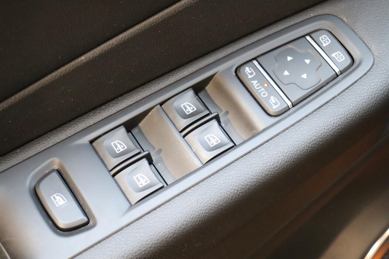 Renault CAPTUR TCe 150pk EDC Automaat Intens