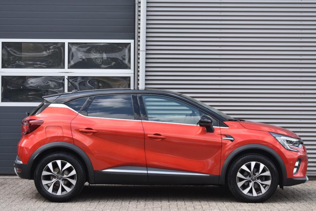 Renault CAPTUR 1.3 TCE INTENS / TREKHAAK / CAMERA / NAVI