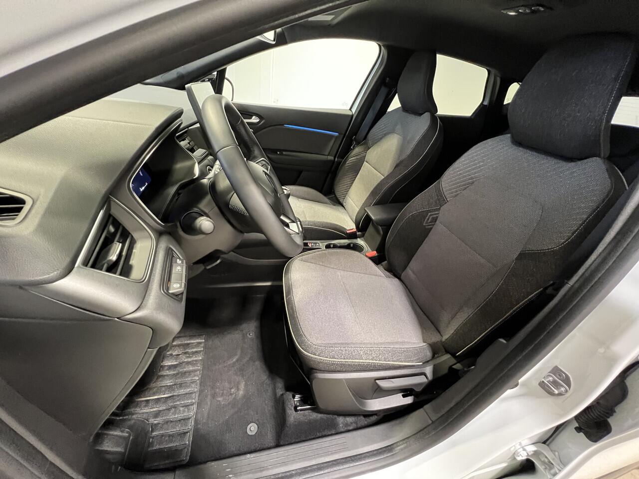 Renault CAPTUR 1.0 TCe 90 techno | Private Lease 449,- p.m. | Navigatie/Android/Apple Carplay | LM Velgen 18" | Achteruitrijcamera | PDC Voor en Achter | Cruise Control | Airco |