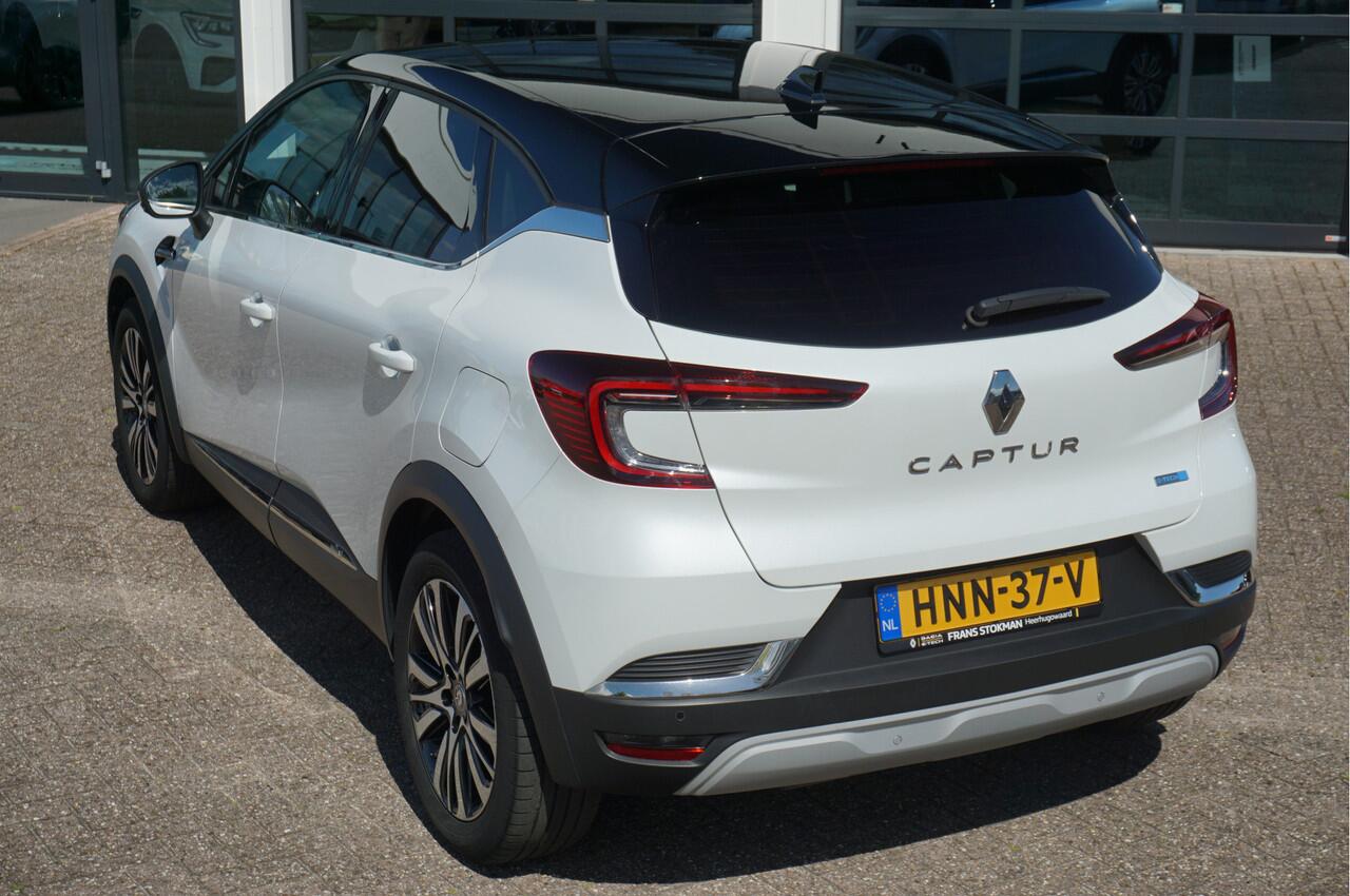 Renault CAPTUR 1.6 E-Tech Plug-in Hybrid 160 Initiale Paris
