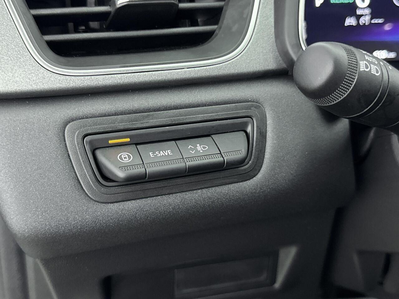 Renault CAPTUR 1.6 E-Tech full hybrid 145Pk techno | Navigatie | Stoelverwarming | Achteruitrijcamera | Cruise & Climate Control | Android & Apple Carplay |