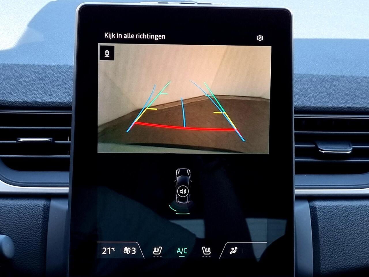 Renault CAPTUR 1.3 mild hybrid 160 Evolution Automaat / Navigatie via Android Auto/Apple Carplay / Camera / Cruise Control / Climate Control / Trekgewicht 1200 KG /