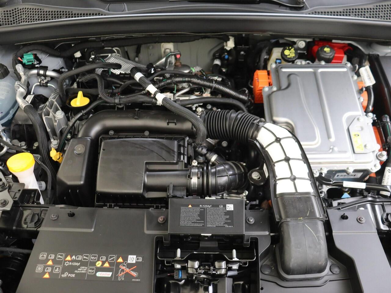 Renault CAPTUR 1.8 E-Tech full hybrid 160 esprit Alpine | Pack Light & Sound