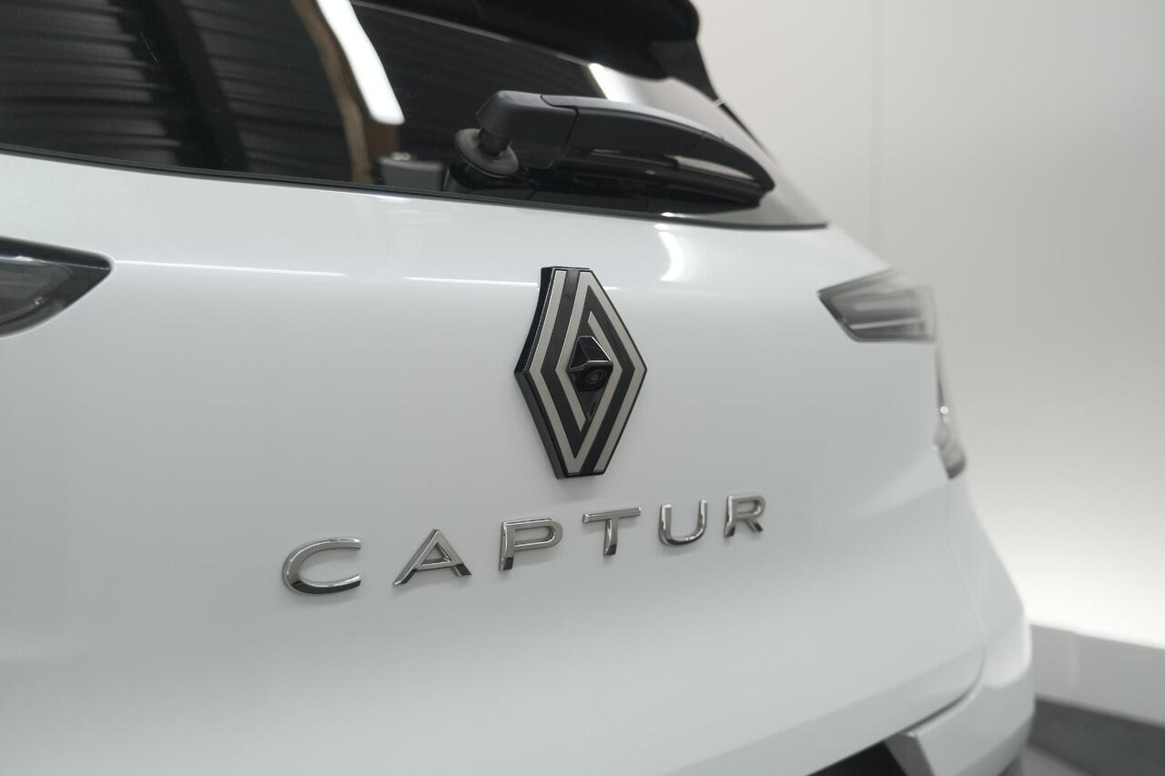 Renault CAPTUR TCe 90 Techno | Nieuw Model | Camera | Harman Kardon | Apple Carplay | Parkeersensoren | 18 Inch Lichtmetalen Velgen