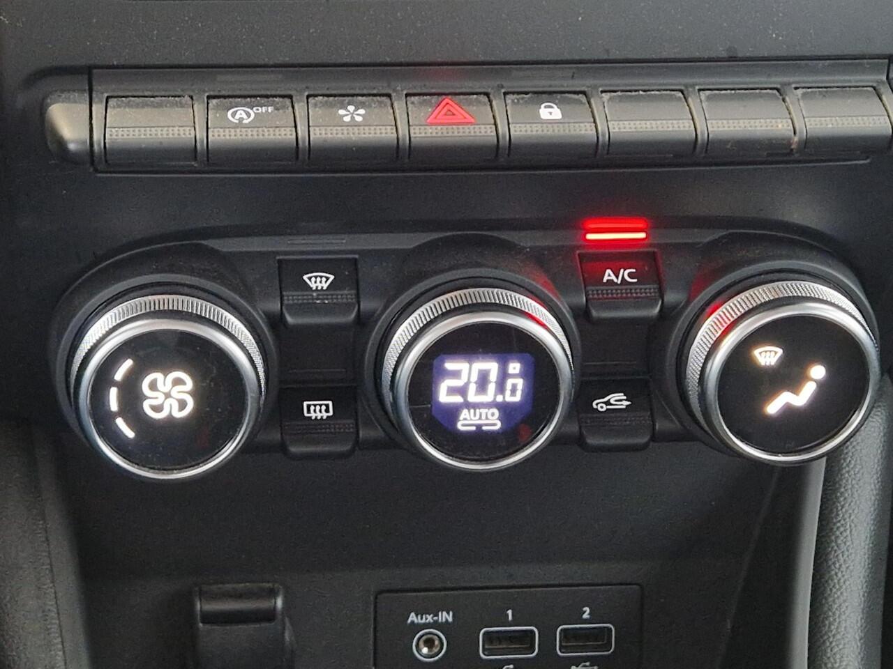 Renault CAPTUR 1.3 TCe 140 Intens TREKHAAK | 1E EIGENAAR/DEALER ONDERHOUDEN | NAVIGATIE |