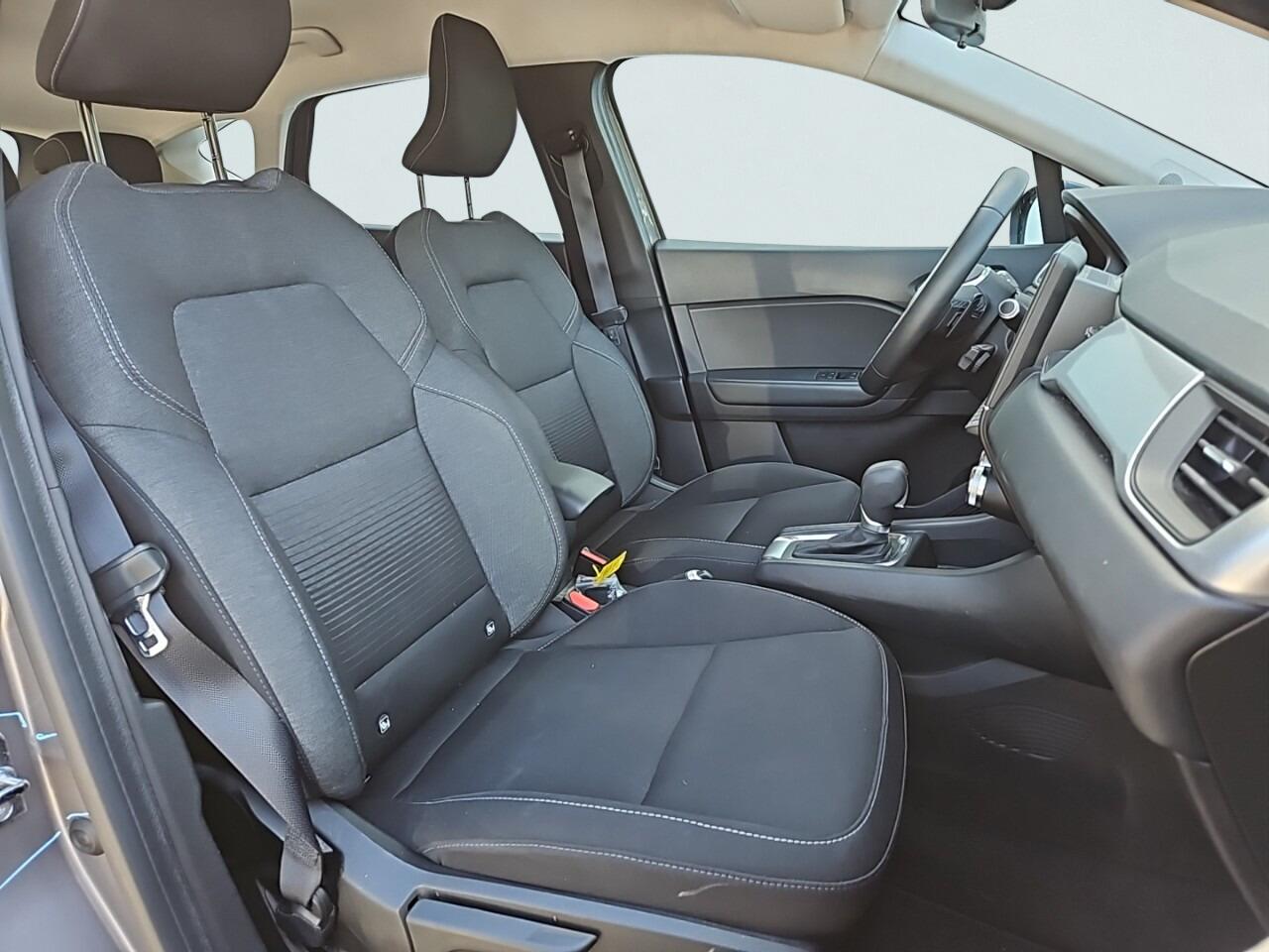 Renault CAPTUR 1.3 TCe 130 Zen EDC AUTOMAAT / STOELVERWARMING / ECC