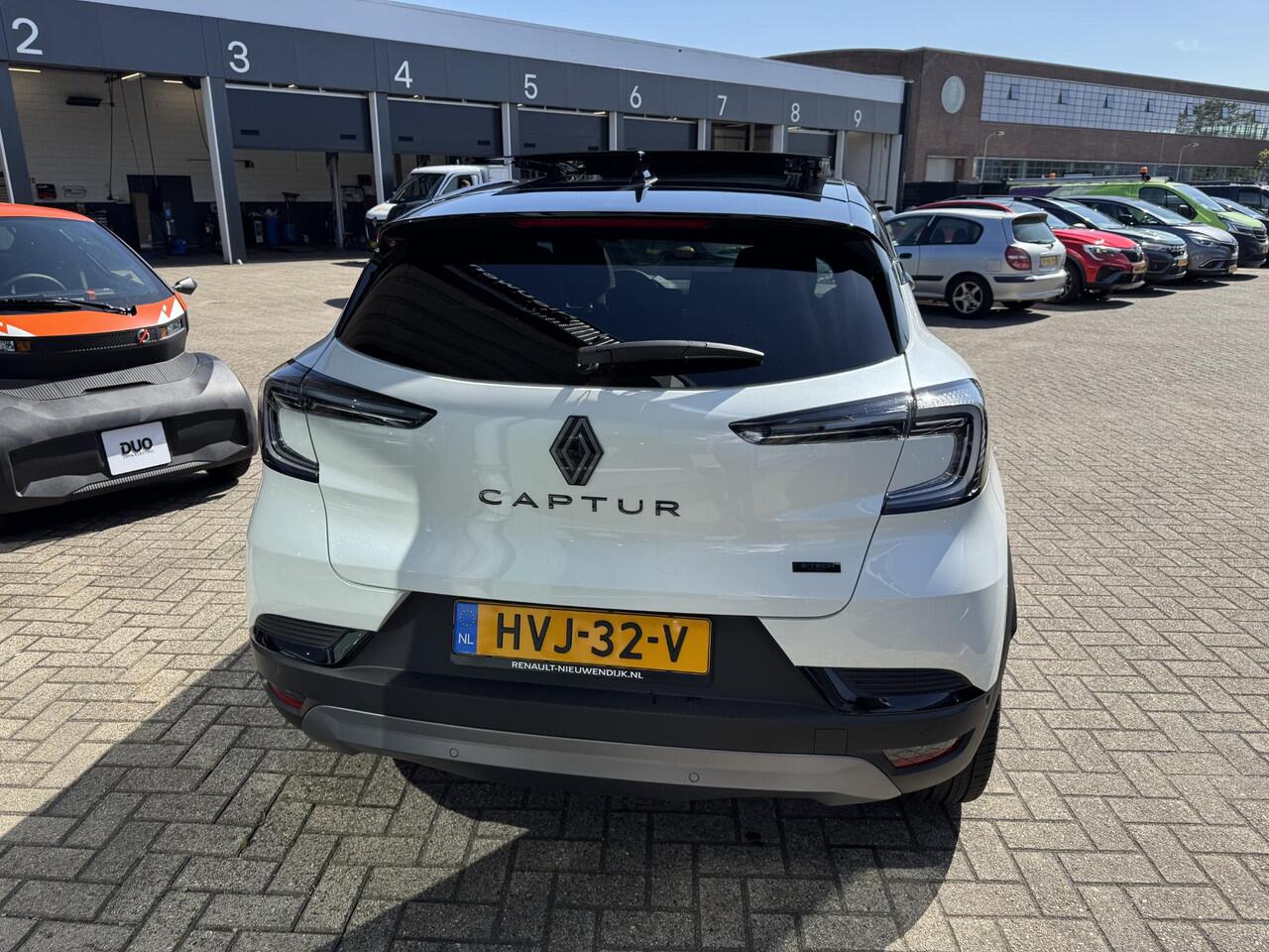 Renault CAPTUR 1.8 E-Tech full hybrid 160 esprit Alpine / PACK LIGHT & SOUND / PACK PRIVILEGE