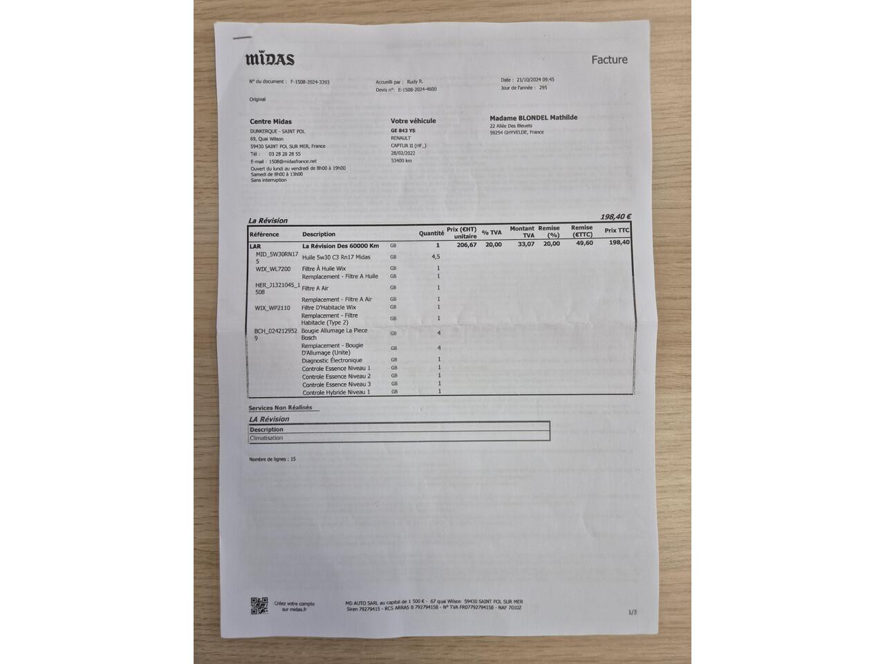 Renault CAPTUR 1.6 E-Tech Plug-in Hybrid 160 Initiale Paris / Automaat / Apple Carplay Android Auto / Rondomzicht camera / Stuur-, en Stoelverwarming / Keyless Entry/Start / Navigatie /