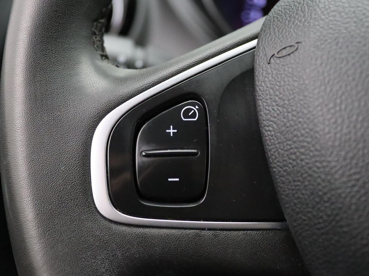 Renault CAPTUR 90pk TCe Limited Airco | Cruise | Navi | Parkeersens. achter